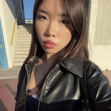 Vu T. - Freelance Designer