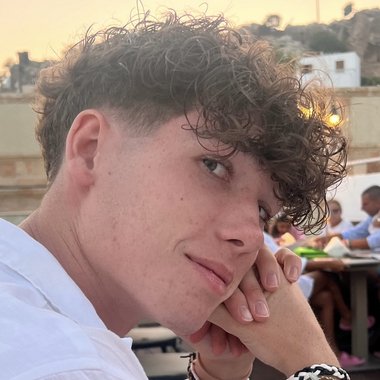 Sam M. - Freelance Mixing Engineer