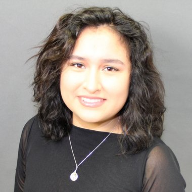 Bianca G. - Freelance Graphic Designer