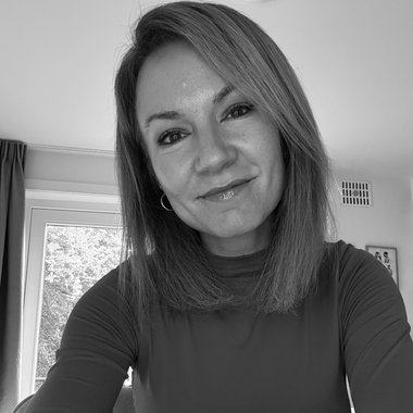 Melanie E. - Freelance Assistant Editor