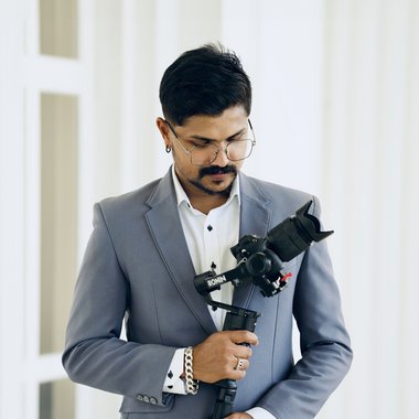 Suren F. - Freelance Photoshop Editor