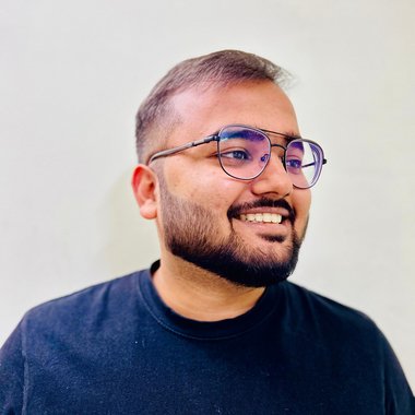 divyansh1 - Freelance Web Developer