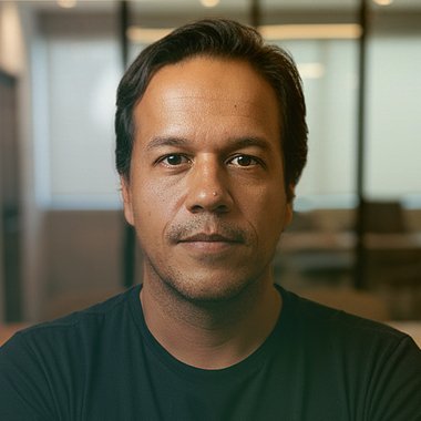 Rodolfo V. - Freelance Character Designer