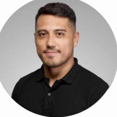 Juan R. - Freelance Content Creator