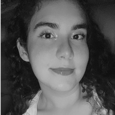 Alexandra C. - Freelance Content Creator