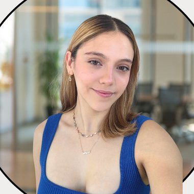 Caroll C. - Freelance Content Creator