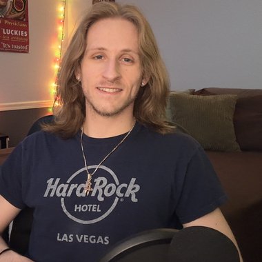 Christopher P. - Freelance Content Creator