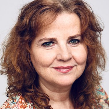 Veronika D. - Freelance Singer