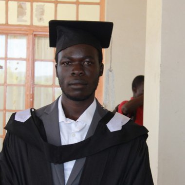 Ouma O. - Freelance Developer