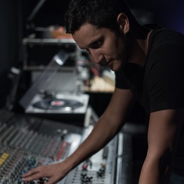 Mehdi D. - Freelance Studio Owner