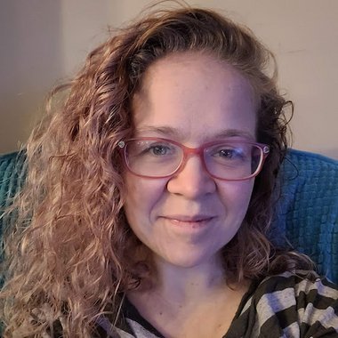 Shannon L. - Freelance Camera Operator