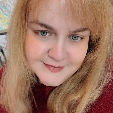 Rhianna B. - Freelance Vocalist