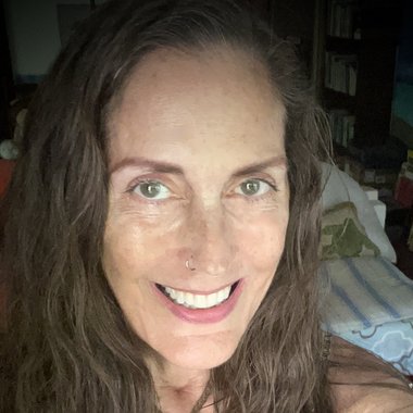 Roberta S. - Freelance Art Director