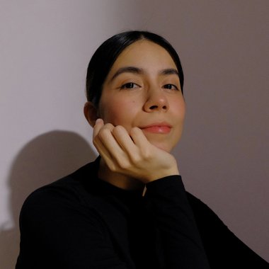 Cristal - Freelance Graphic Designer