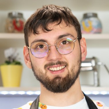 Radu V. - Freelance Content Creator