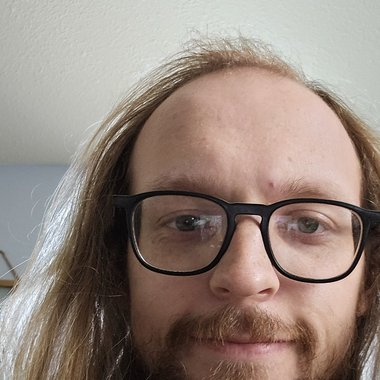 Devin L. - Freelance Music Producer