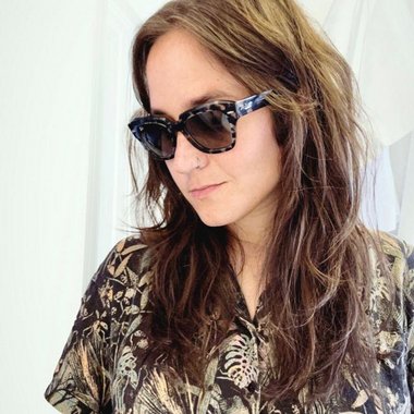 Nathalie S. - Freelance Brand Designer