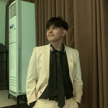 Airone J. - Freelance Brand Designer