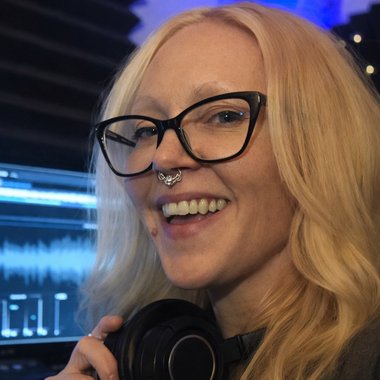 Em B. - Freelance Audio Engineer