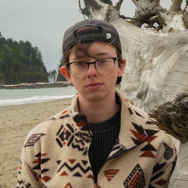 Samuel W. - Freelance Video Editor