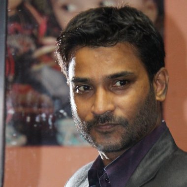 milankochirkar - Freelance Graphic Designer