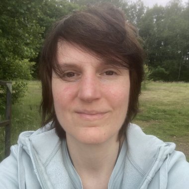 Suzanne D. - Freelance Web Designer