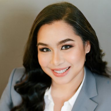 IRA M. - Freelance Digital Marketer