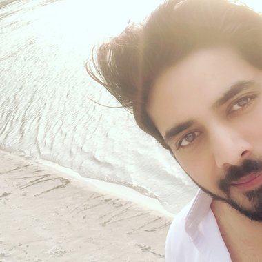 Lo J. - Freelance Composer