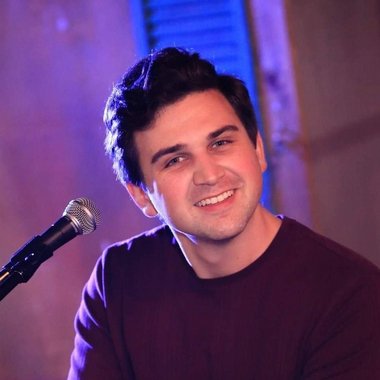 Josh E. - Freelance Voiceover Artist