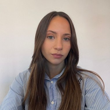 Sol E. - Freelance Stylist