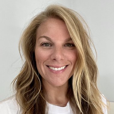 laurenkendall - Freelance Graphic Designer