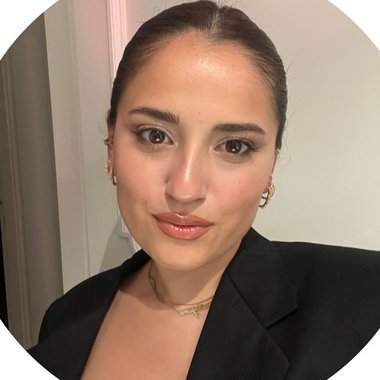 Meryem D. - Freelance Set Designer