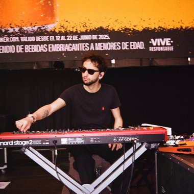 Simon L. - Freelance Studio Manager