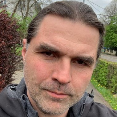 Dragan M. - Freelance Web Developer