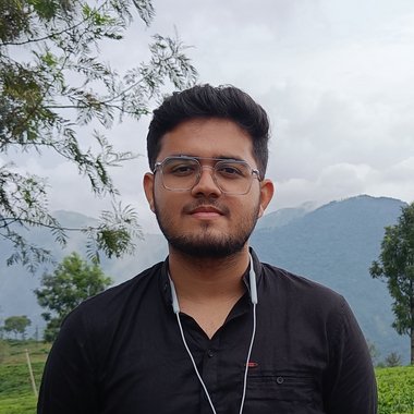 Aman G. - Freelance Creative Director