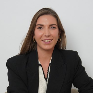 Mar R. - Freelance Content Creator