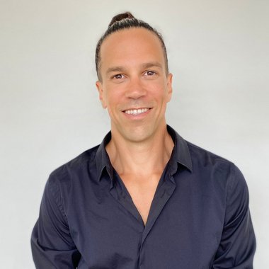 Gabriel G. - Freelance Copywriter