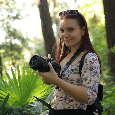 Valentina S. - Freelance Photoshop Editor