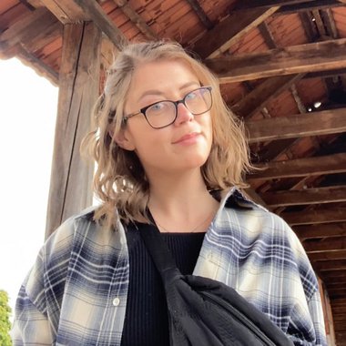 Rachel T. - Freelance Banner Ad Designer