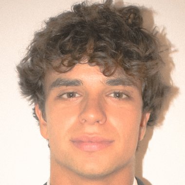 Guilherme D. - Freelance Designer