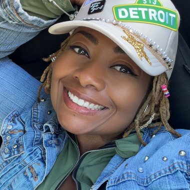 Latoya H. - Freelance Content Creator