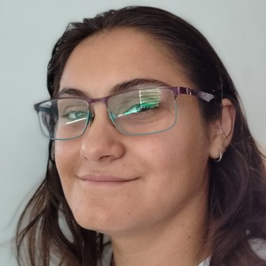 Constanza A. - Freelance Video Editor