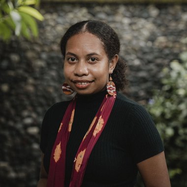 Faransina (. - Freelance Database Developer