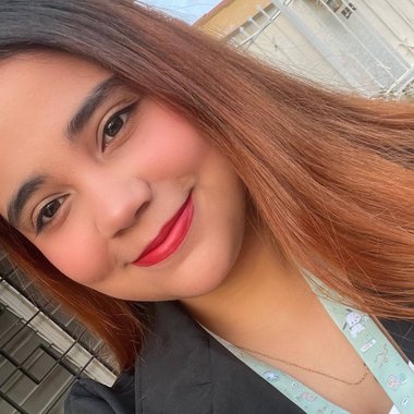 Mayela N. - Freelance Community Manager