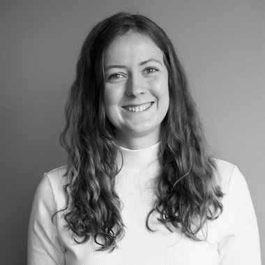 Pauline A. - Freelance Brand Designer