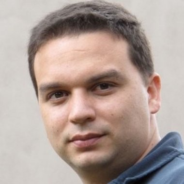 Jose B. - Freelance Web Designer