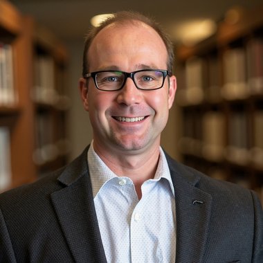 Daniel S. - Freelance Marketer