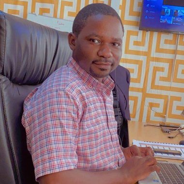 Pleinucrell M. - Freelance Web Developer