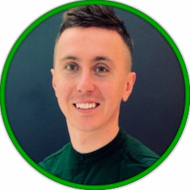 Ihor P. - Freelance Presentation Designer