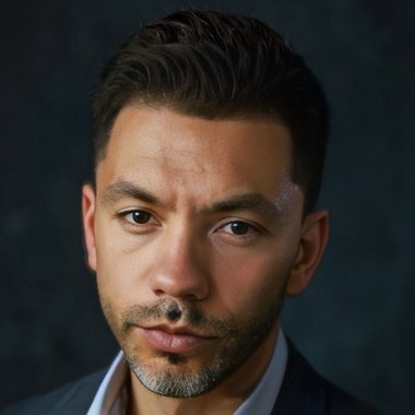 Edgar M. - Freelance Digital Marketer